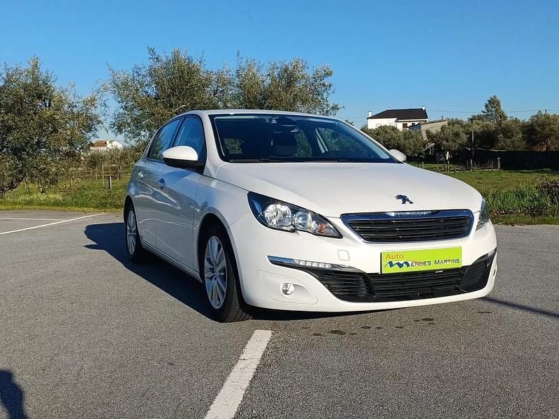 Usado Peugeot 308 Allure 92 HP (67 kW) 2014 Branco