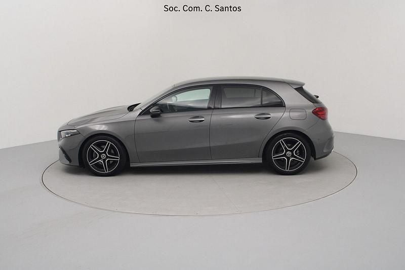 Usado Mercedes A180 AMG 116 HP (85 kW) 2025 Cinza Sedan