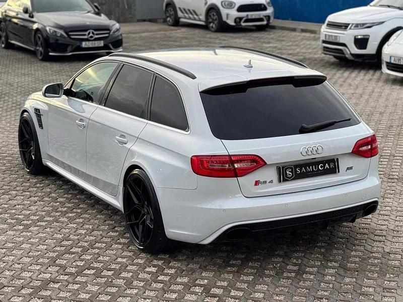 Usado Audi A4 450 HP (330 kW) 2012 Branco Carrinha