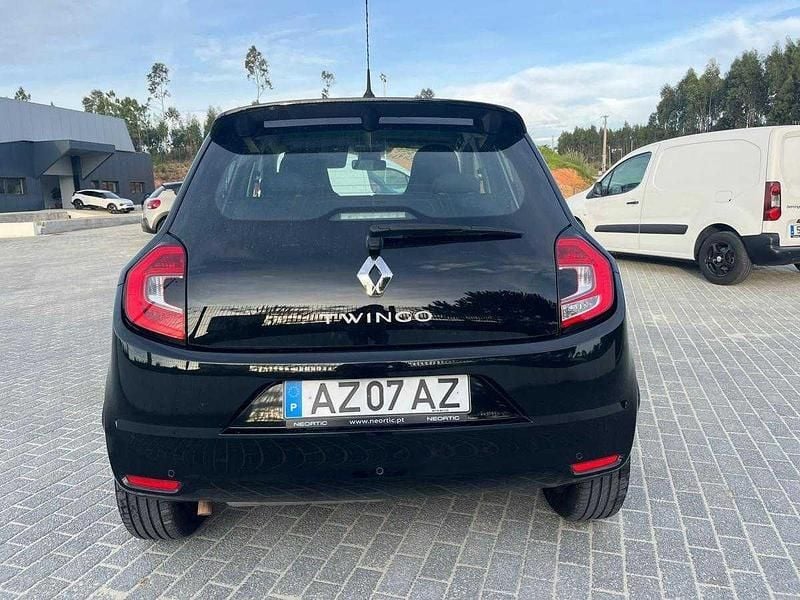 Usado Renault Twingo SE 75 HP (55 kW) 2020 Preto Citadino