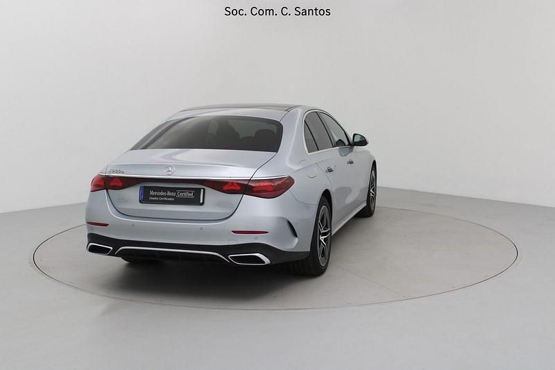 Usado Mercedes E300 AMG 150 HP (110 kW) 2024 Cinza Sedan