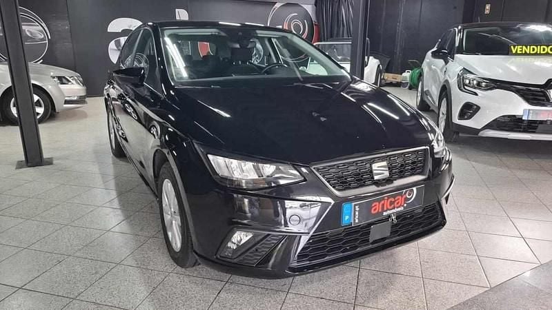 Preto Usado 2023 Seat Ibiza Citadino | € 15.900 (Preço justo) - Imagem 1/4
