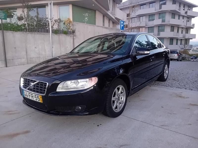 Usado Volvo S80 Summum 136 HP (100 kW) 2008 Preto Sedan