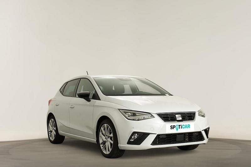 Usado Seat Ibiza FR 95 HP (69 kW) 2024 Branco Citadino