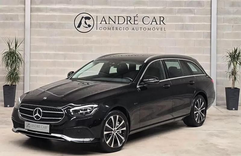 Preto Usado 2021 Mercedes E300 Avantgarde Carrinha | € 31.950 - Imagem 1/4