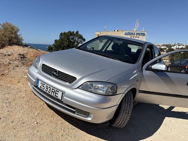 Usado 2001 Opel Astra Sedan | € 2.995 (Preço elevado) - Imagem 1/4