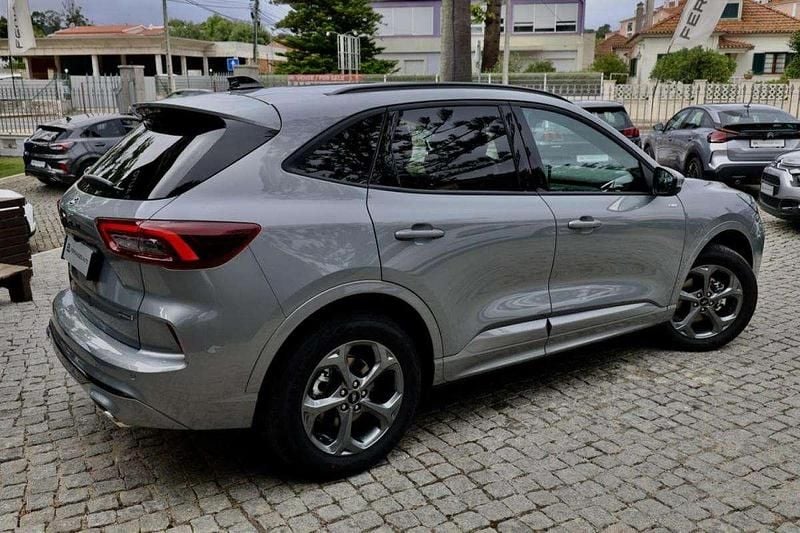 Cinzento Novo 2024 Ford Kuga SUV | € 35.990 (Preço justo) - Imagem 1/2