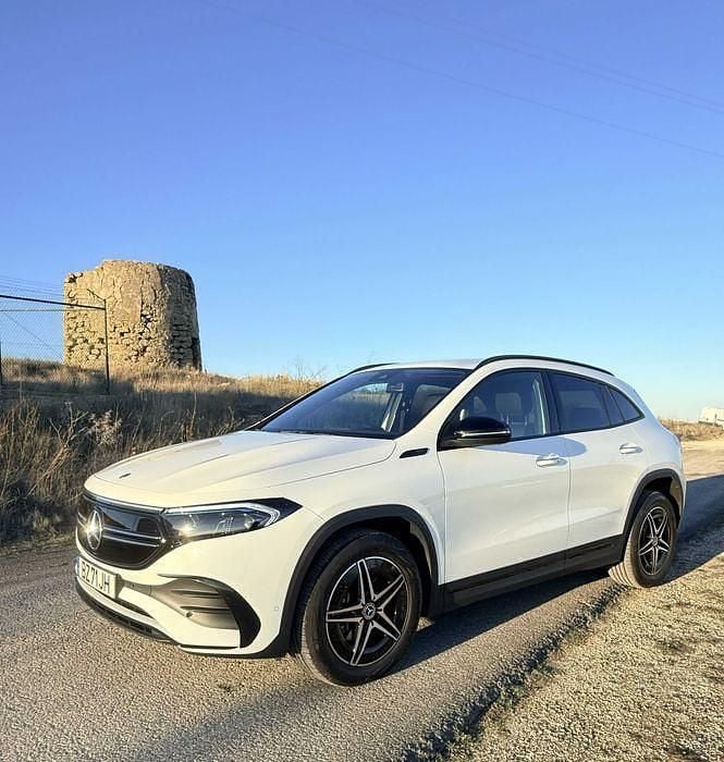 Usado 2021 Mercedes EQA250 AMG line SUV | € 35.980 (Preço justo) - Imagem 1/4