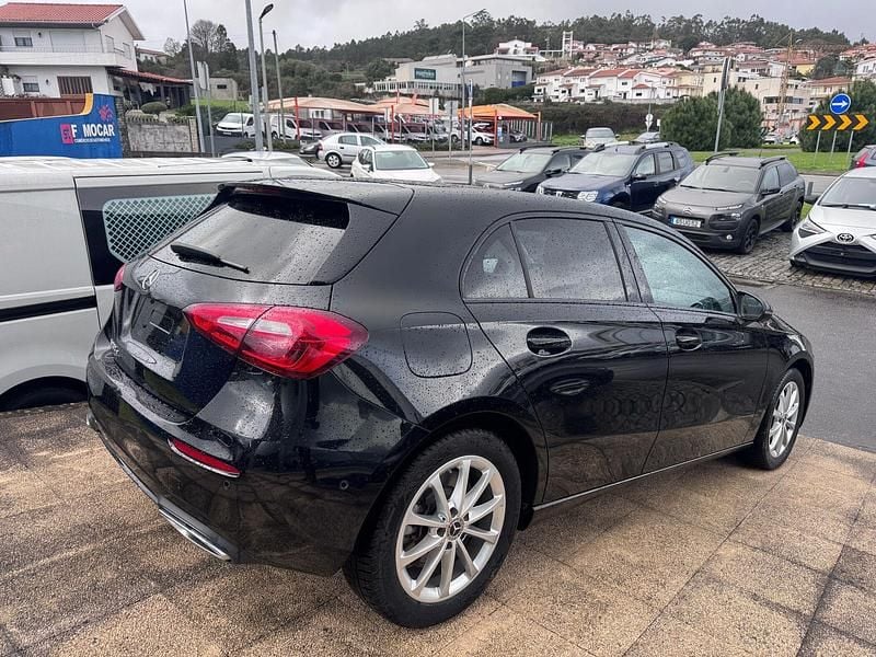Usado Mercedes A250 218 HP (160 kW) 2022 Preto Sedan
