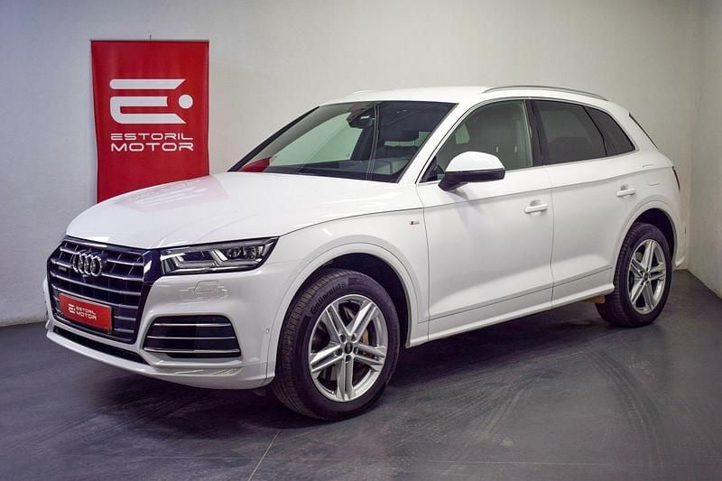 Branco Usado 2020 Audi Q5 Sport SUV | € 40.900 - Imagem 1/4