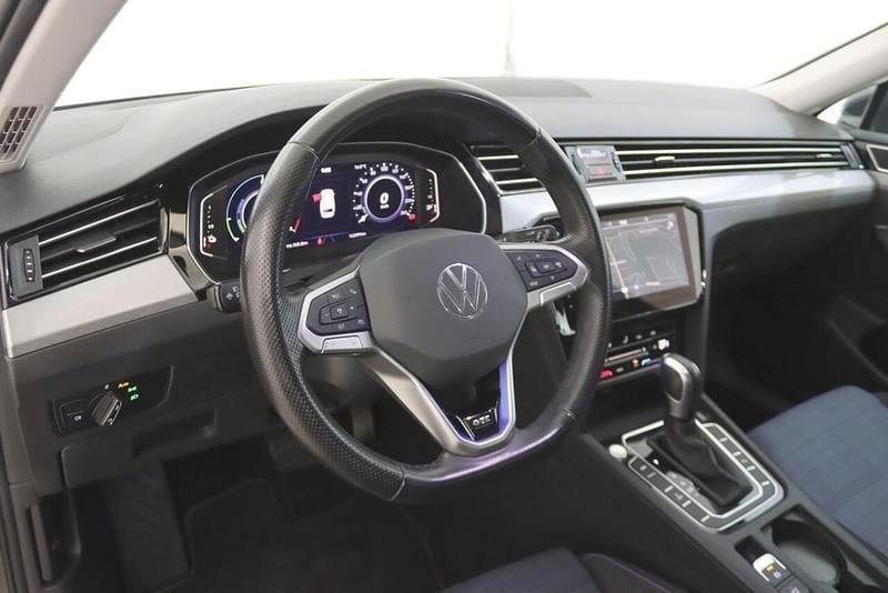 Usado VW Passat 218 HP (160 kW) 2021 Preto Carrinha