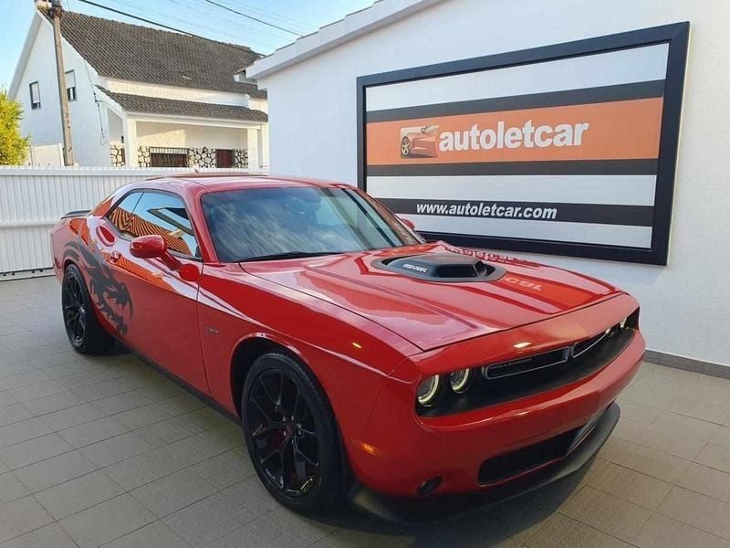 Vermelho Usado 2019 Dodge Challenger Coupé | € 77.900 - Imagem 1/4