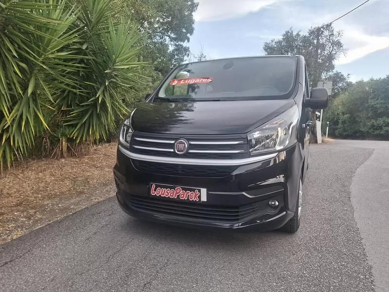 Cinza escuro Usado 2019 Fiat Talento Van | € 18.500 - Imagem 1/4