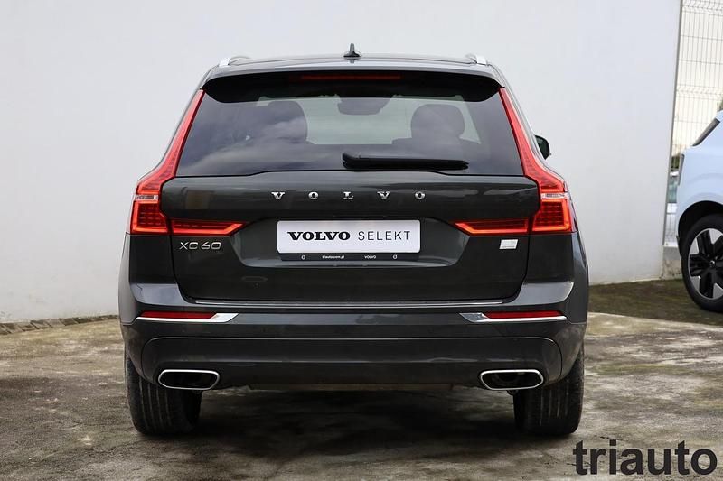Usado Volvo XC60 Inscription 341 HP (250 kW) 2021 Cinza SUV