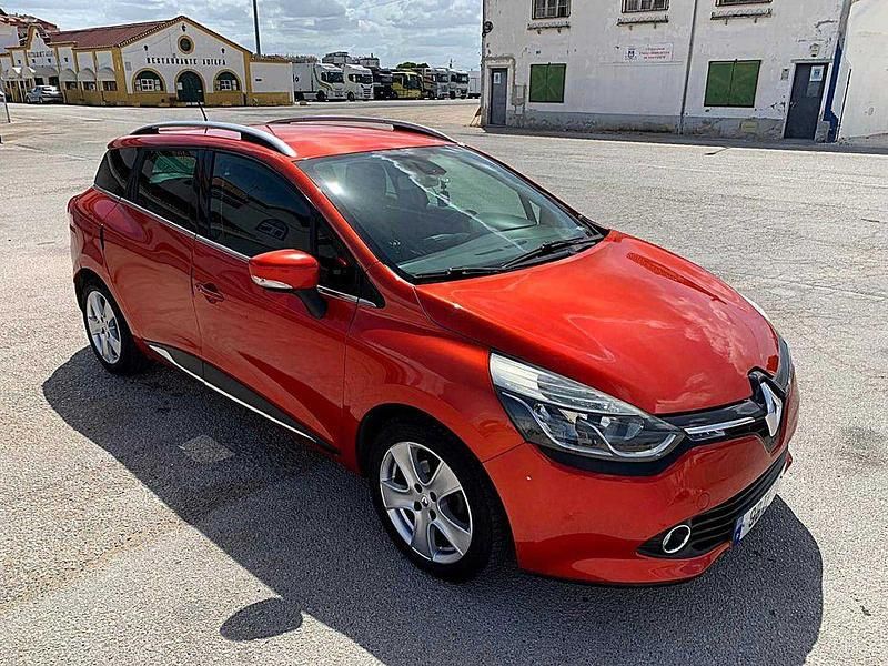 Usado 2014 Renault Clio IV Expression Carrinha | € 6.750 (Bom preço) - Imagem 1/4