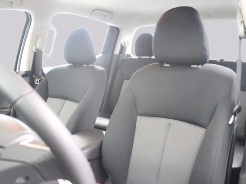 Usado Mitsubishi Colt Invite 150 HP (110 kW) 2023 Branco SUV