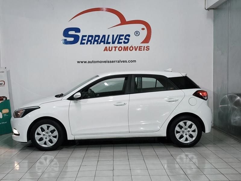Usado Hyundai i20 75 HP (55 kW) 2016 Branco