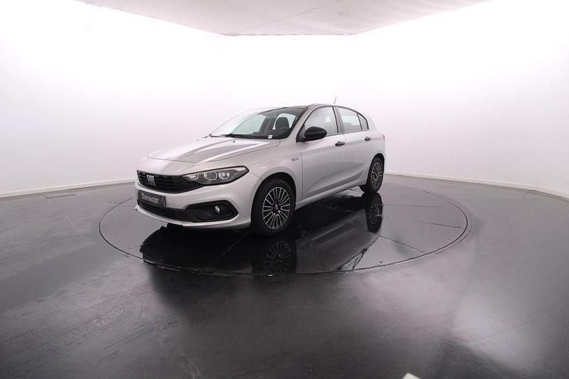 Cinzento Usado 2022 Fiat Tipo | € 19.450 (Preço elevado) - Imagem 1/4