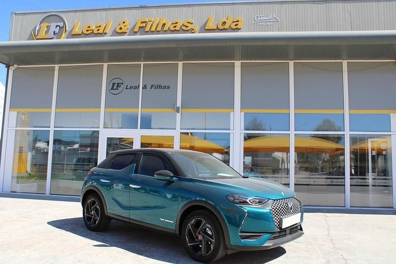 Azul Usado 2020 DS Automobiles DS3 Crossback E-Tense Performance SUV | € 19.450 (Preço justo) - Imagem 1/4
