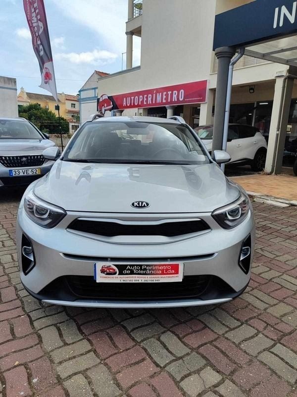 Cinza Usado 2021 Kia Stonic SUV | € 16.800 (Preço justo) - Imagem 1/4