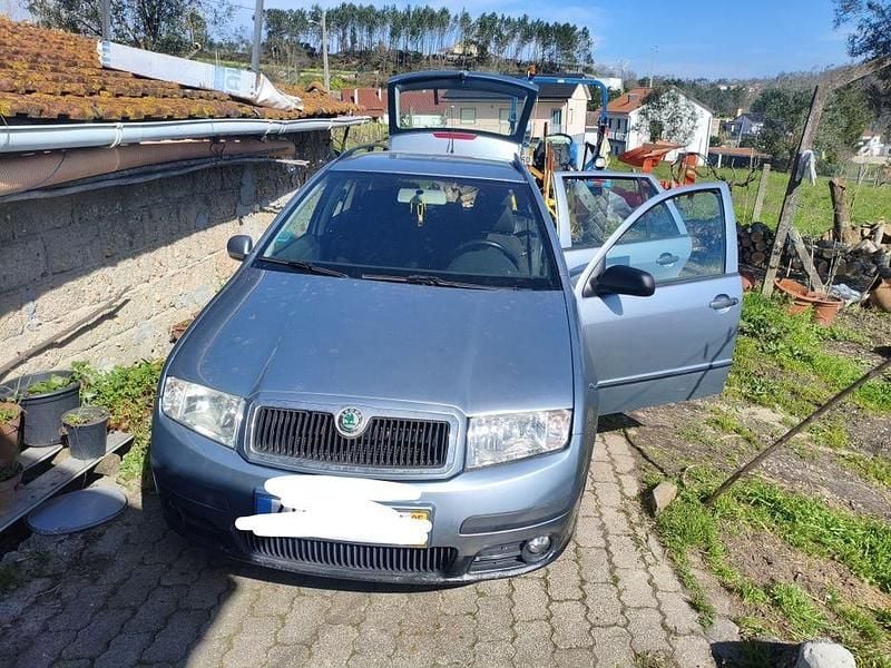 Usado Skoda Fabia 2003 Sedan