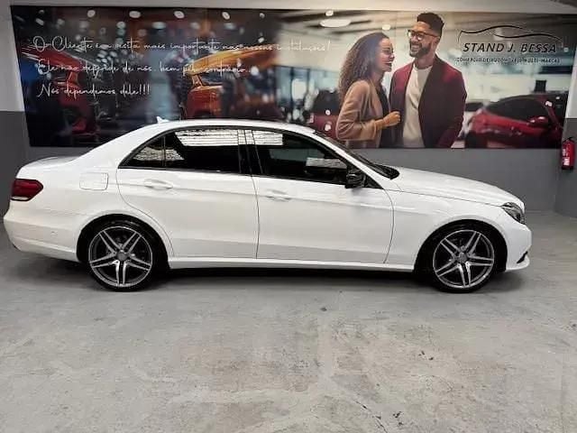 Usado Mercedes E250 Avantgarde 204 HP (150 kW) 2016 Branco Sedan