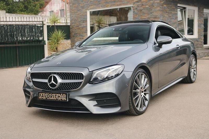Cinza Usado 2018 Mercedes E220 AMG line Coupé | € 39.500 (Bom preço) - Imagem 1/4
