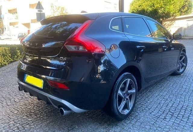 Usado 2014 Volvo V40 R-Design | € 10.200 (Preço justo) - Imagem 1/4