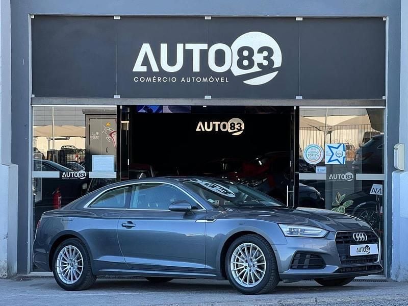 Cinzento Usado 2018 Audi A5 Coupé | € 29.990 (Super Preço) - Imagem 1/1