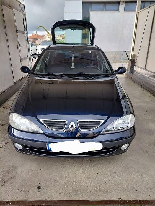Usado 2000 Renault Mégane Sedan | € 1.750 - Imagem 1/4