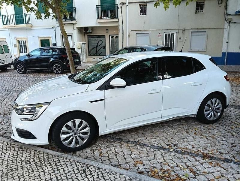 Usado 2019 Renault Mégane IV Sedan | € 12.500 (Super Preço) - Imagem 1/4