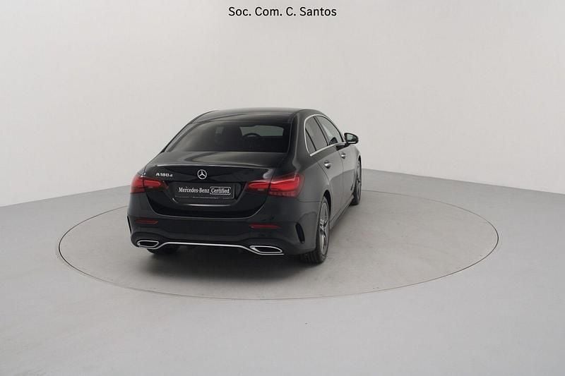Usado Mercedes A180 AMG 116 HP (85 kW) 2025 Preto Sedan
