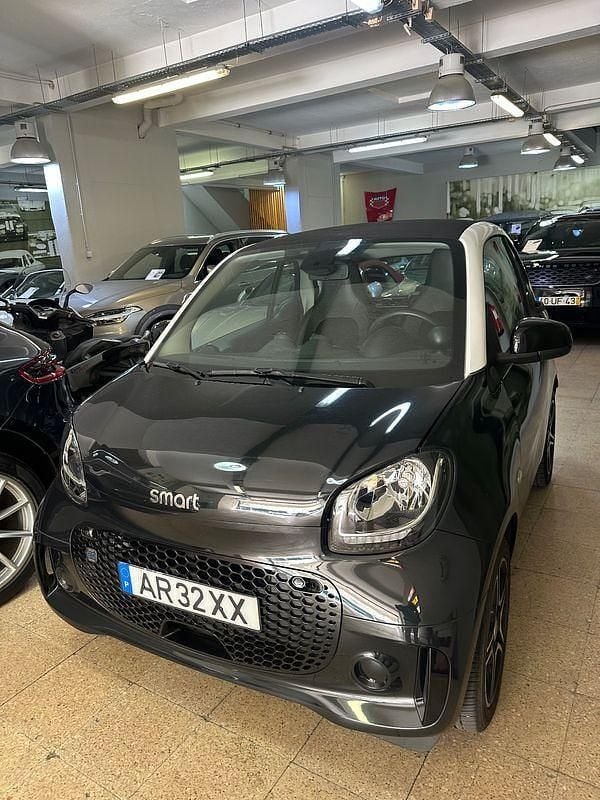 Preto Usado 2020 Smart ForTwo Electric Drive Prime Coupé | € 12.500 (Preço justo) - Imagem 1/4