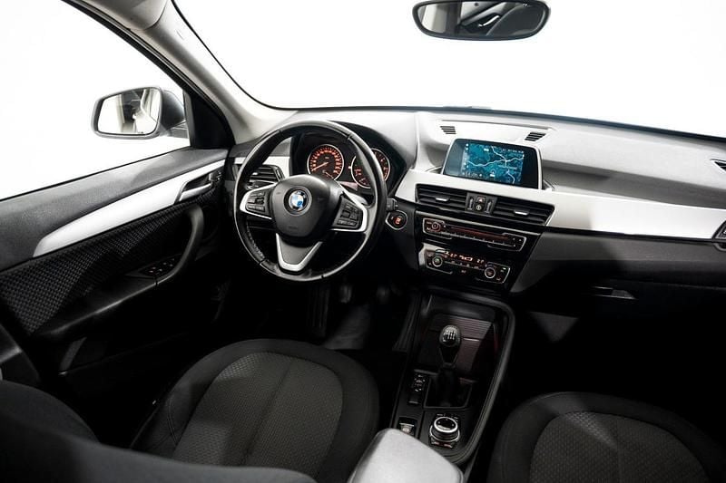 Usado BMW X1 Advantage 116 HP (85 kW) 2018 Cinza SUV