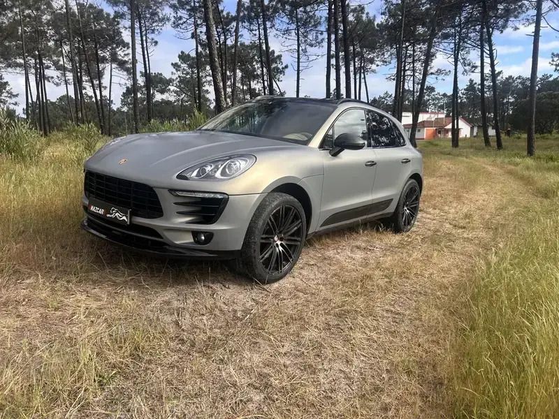 Dourado Usado 2016 Porsche Macan S SUV | € 42.900 (Preço justo) - Imagem 1/4