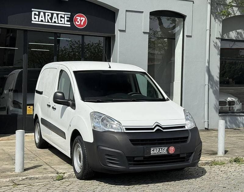 Branco Usado 2018 Citroën Berlingo Monovolume | € 10.990 (Bom preço) - Imagem 1/4
