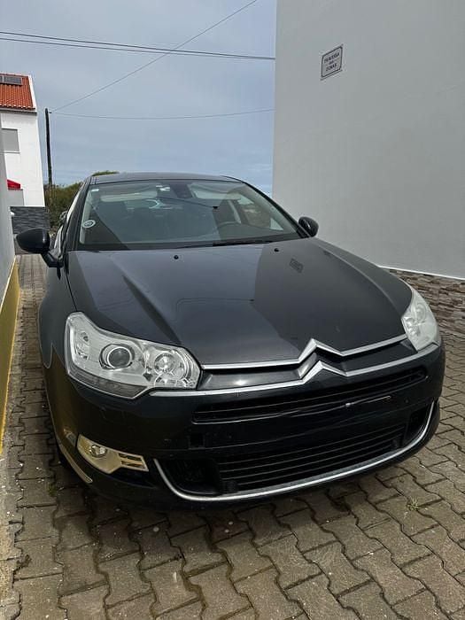 Usado 2008 Citroën C5 Sedan | € 8.000 - Imagem 1/4