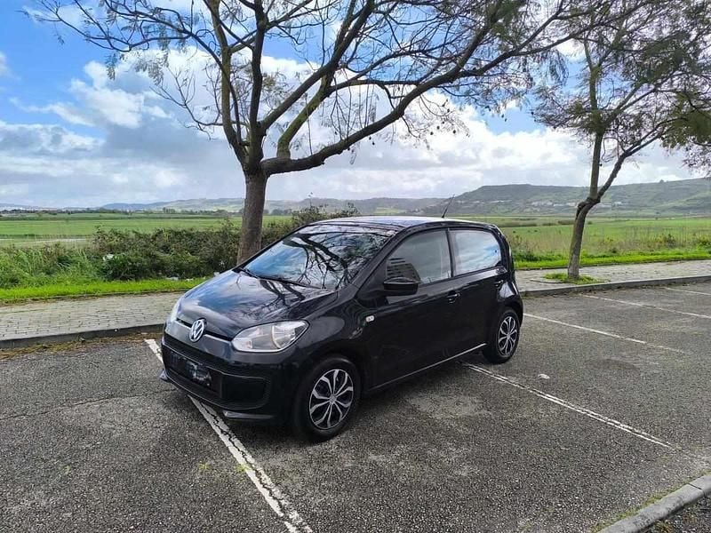 Preto Usado 2015 VW up! Citadino | € 6.900 (Preço justo) - Imagem 1/4
