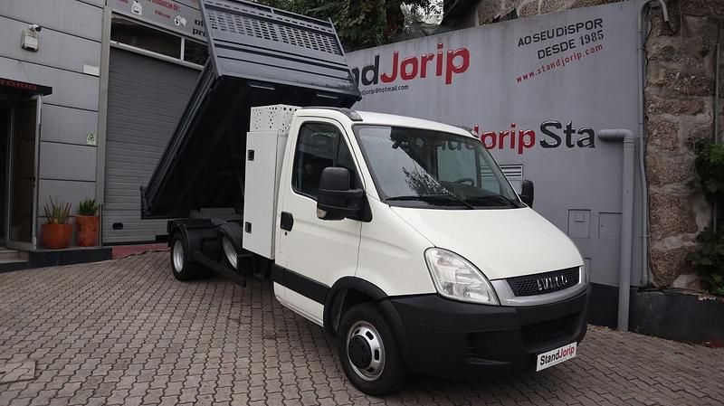 Branco Usado 2011 Iveco Daily | € 21.500 - Imagem 1/4