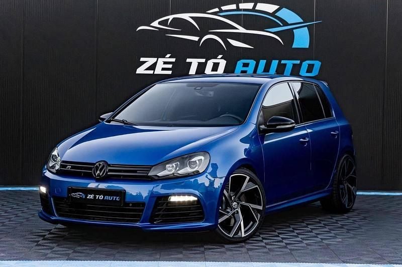 Azul Usado 2010 VW Golf VI R Citadino | € 29.900 - Imagem 1/4