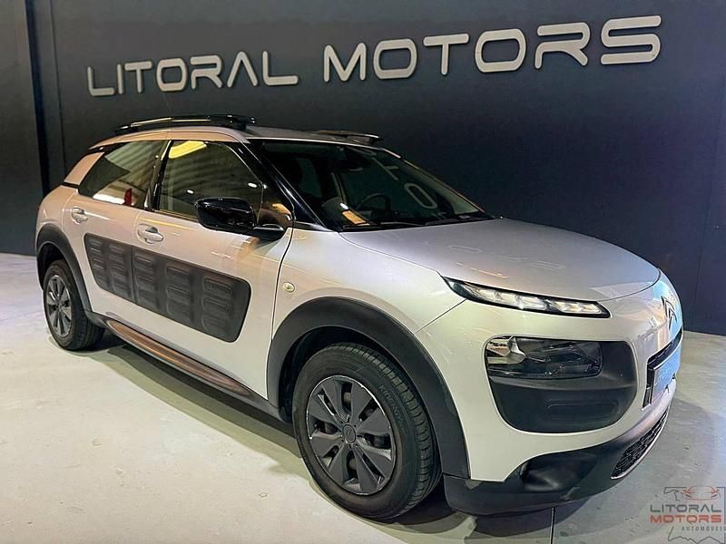 Cinzento Usado 2015 Citroën C4 Cactus Citadino | € 9.500 (Super Preço) - Imagem 1/3