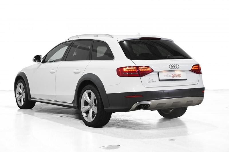 Usado Audi A4 143 HP (105 kW) 2010 Branco Carrinha