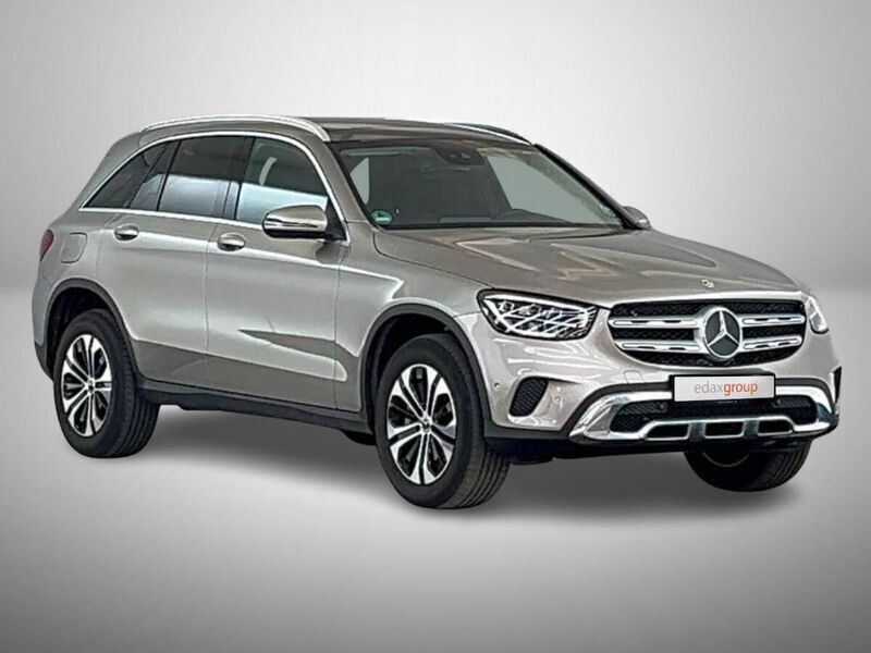 Cinza Usado 2022 Mercedes GLC300 Exclusive SUV | € 39.990 - Imagem 1/4