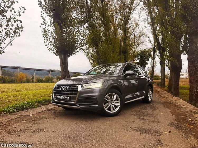 Cinza Usado 2021 Audi Q5 SUV | € 41.990 (Caro) - Imagem 1/1