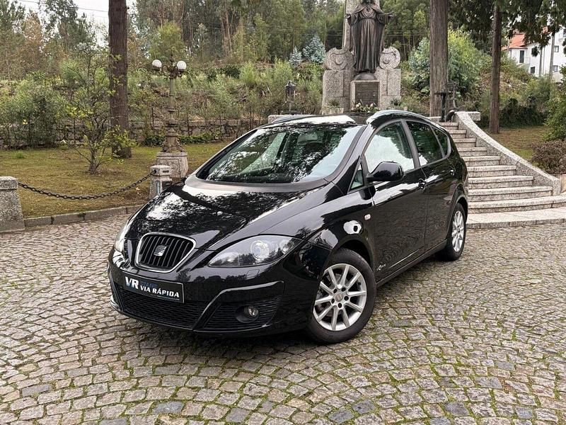 Preto Usado 2012 Seat Altea XL Copa Monovolume | € 8.990 (Caro) - Imagem 1/4