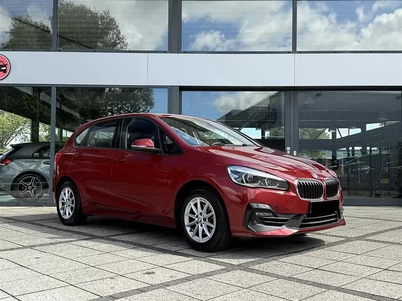 Bordeaux Usado 2020 BMW 216 Active Tourer Monovolume | € 15.950 (Preço justo) - Imagem 1/4