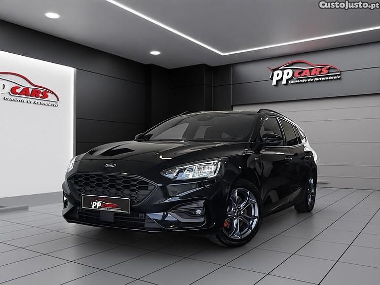 Preto Usado 2019 Ford Focus ST-Line Carrinha | € 15.750 - Imagem 1/1