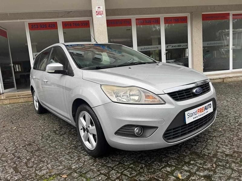Usado Ford Focus 109 HP (80 kW) 2009 Cinzento