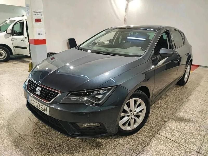 Cinza Usado 2020 Seat Leon Style | € 14.600 (Bom preço) - Imagem 1/4