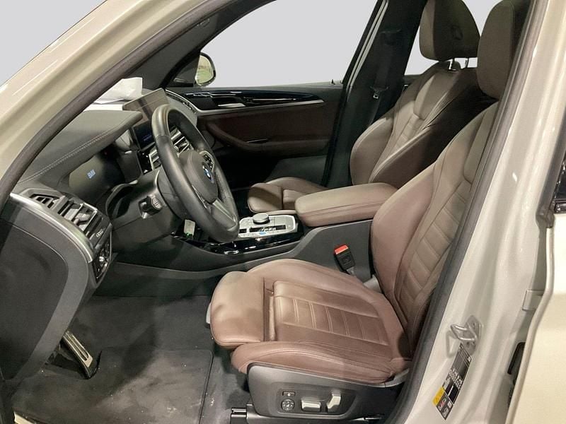 Branco Usado 2023 BMW iX3 Impressive SUV | € 51.900 (Preço justo) - Imagem 1/4